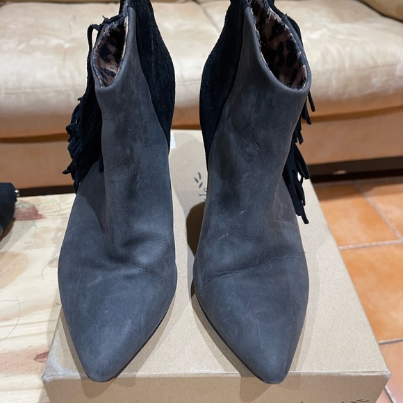 Betsey Johnson fringe booties with wedge heel - Picture 4 of 4